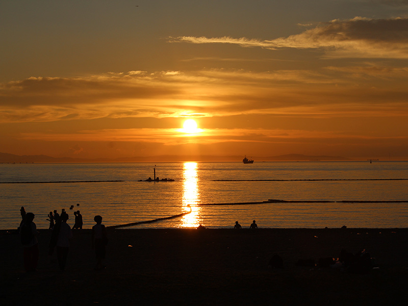 二色の浜の夕方の景色
